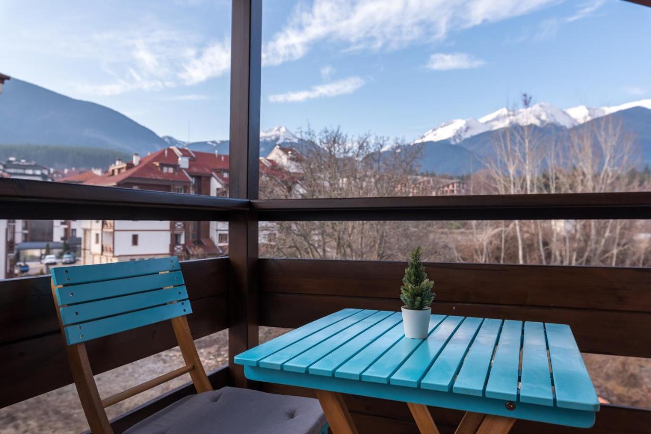 Charming Ski Apartments Near Gondola & Bar Street, Cedar Lodge 1 Complex Bansko Bagian luar foto